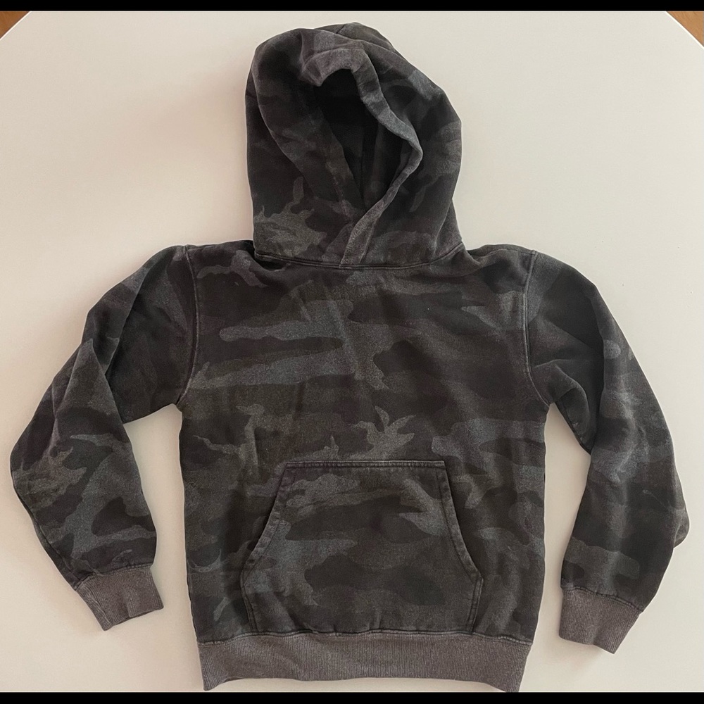 Aritizia TNA Camo Hoodie